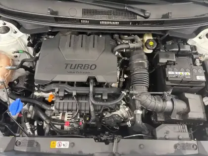 Photo 37 Hyundai Bayon  1.0 T-GDi 100 DCT-7 Hybrid 48V