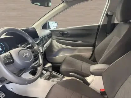 Photo 20 Hyundai Bayon  1.0 T-GDi 100 DCT-7 Hybrid 48V
