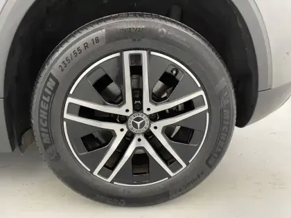 Photo 16 Mercedes GLA  250 e 8G-DCT