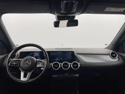 Photo 29 Mercedes GLA  250 e 8G-DCT