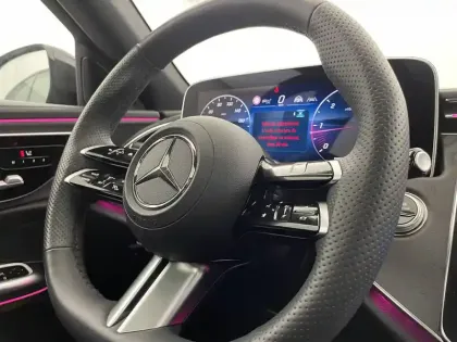 Photo 24 Mercedes Classe E  220 d 9G-Tronic
