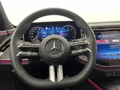 Photo 22 Mercedes Classe E  220 d 9G-Tronic