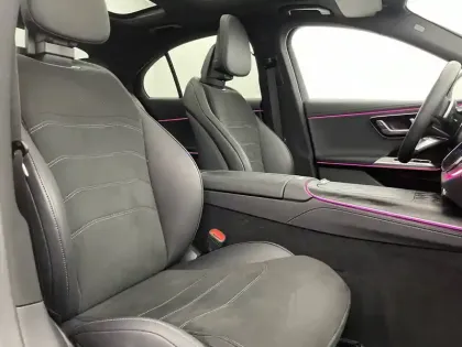 Photo 28 Mercedes Classe E  220 d 9G-Tronic
