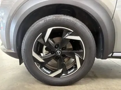 Photo 38 Nissan Juke  HYBRID 143