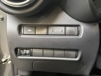 Photo 17 Nissan Juke  HYBRID 143