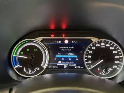 Photo 23 Nissan Juke  HYBRID 143