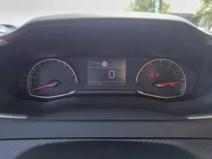 Photo 9 Peugeot 208  Turbo 100 ch BVM6