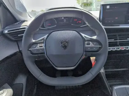 Photo 8 Peugeot 208  Turbo 100 ch BVM6