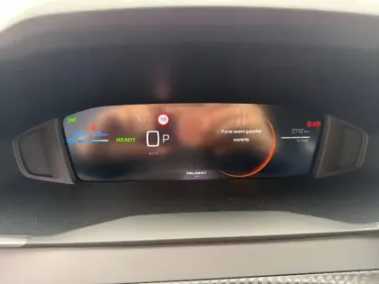 Photo 9 Peugeot 208  Electrique 54 kWh 156ch