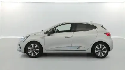 Photo 10 Renault Clio  E-Tech 140 - 21