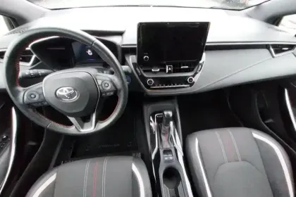 Photo 8 Toyota Corolla  Hybride 122h