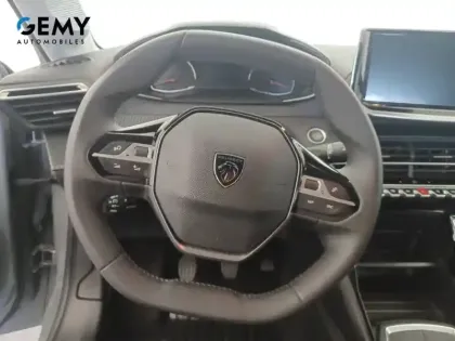 Photo 32 Peugeot 208  PureTech 100 S&S BVM6