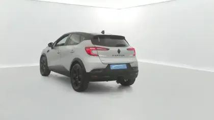 Photo 11 Renault Captur  E-Tech 145