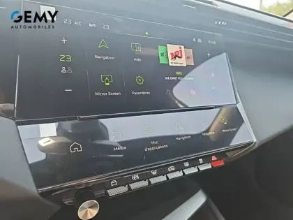 Photo 23 Peugeot 408  Hybrid 145 e-DCS6