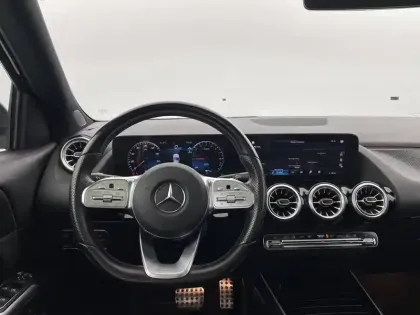 Photo 44 Mercedes GLA  250 e 8G-DCT