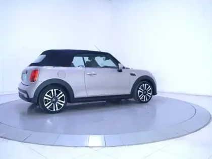 Photo 41 Mini Mini Cabriolet Cooper 136 ch DKG7