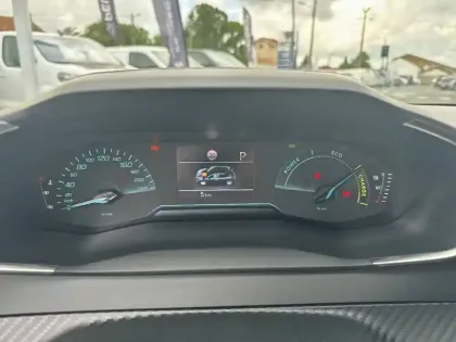 Photo 9 Peugeot 208  Hybrid 110 ch e-DCS6