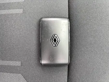 Photo 20 Renault Clio  E-Tech full hybrid 145
