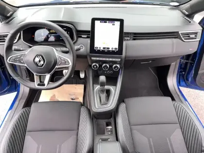 Photo 13 Renault Clio  E-Tech full hybrid 145