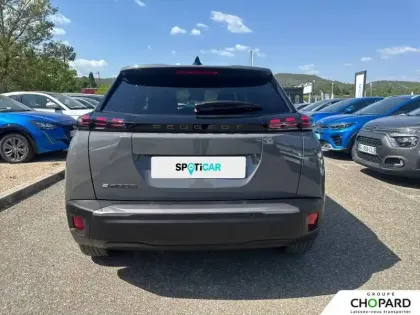 Photo 27 Peugeot 2008  Electrique 54 kWh 156 ch