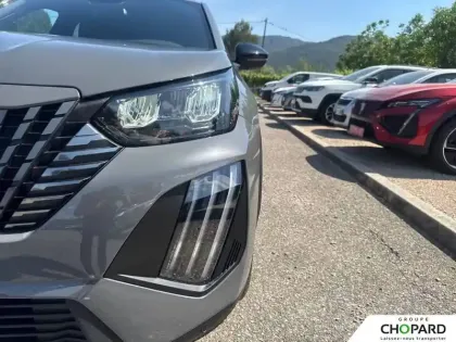 Photo 21 Peugeot 2008  Electrique 54 kWh 156 ch