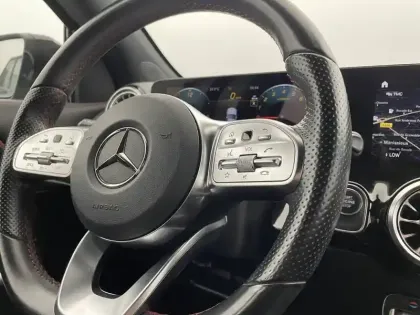 Photo 23 Mercedes GLA  250 e 8G-DCT