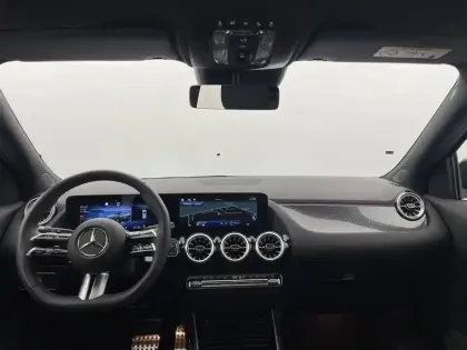 Photo 30 Mercedes GLA  200 d 8G-DCT