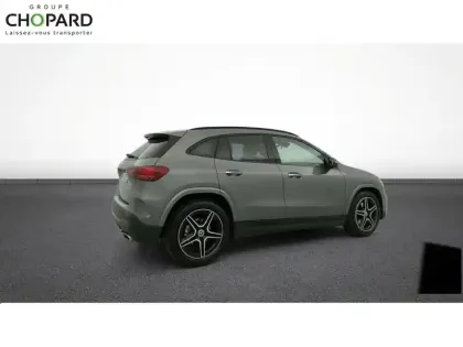 Photo 8 Mercedes GLA  200 d 8G-DCT
