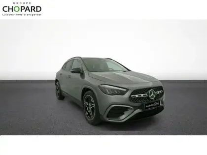 Photo 11 Mercedes GLA  200 d 8G-DCT