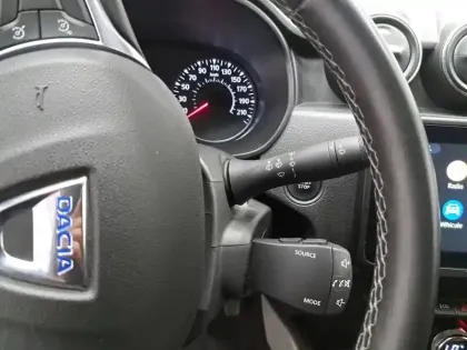 Photo 31 Dacia Duster  TCe 150 FAP 4x2 EDC