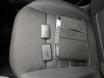 Photo 41 Dacia Duster  TCe 150 FAP 4x2 EDC