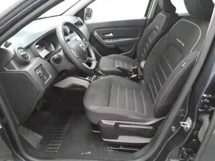 Photo 27 Dacia Duster  TCe 150 FAP 4x2 EDC