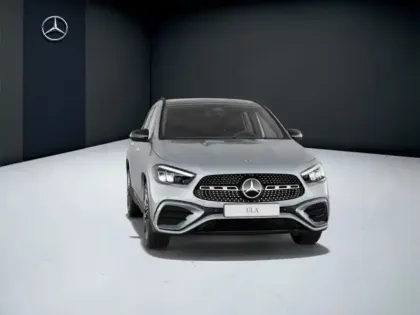 Photo 11 Mercedes GLA 250 e Hybrid EQ AMG Line