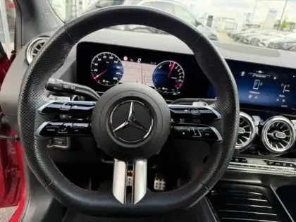 Photo 29 Mercedes Classe B 250 e AMG Line