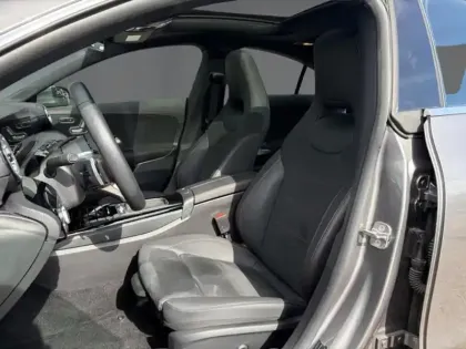 Photo 11 Mercedes CLA  250 e Hybrid EQ Coupé AMG 