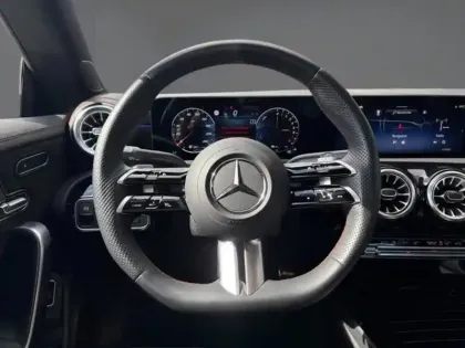 Photo 16 Mercedes CLA  250 e Hybrid EQ Coupé AMG 