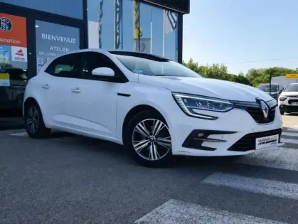 Photo 28 Renault Megane IV Berline evolution Blue dCi 115