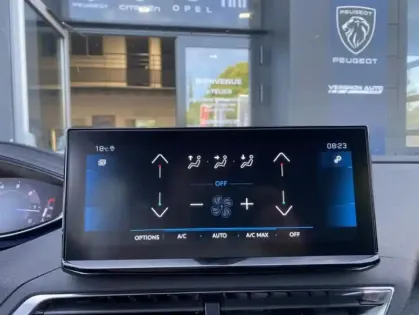 Photo 17 Peugeot 3008 II BlueHDi 130 S&S EAT8 Allure
