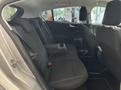 Photo 14 Ford Focus 1.0 EcoBoost mHEV 125ch Titanium X Business
