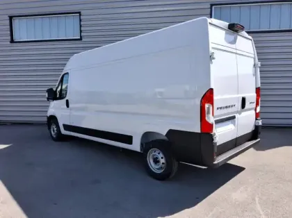 Photo 6 Peugeot Boxer Fourgon Nouveau FGN 3.5 T L3H2 140 S&S BVM6