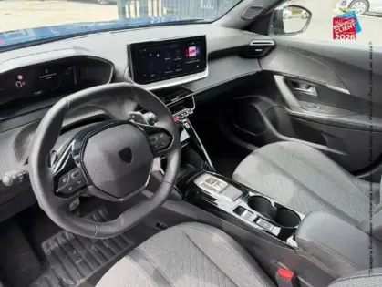 Photo 14 Peugeot 2008  1.2 Hybrid 145ch Allure e-DCS6