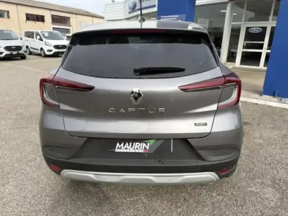 Photo 6 Renault Captur  1.6 E-Tech full hybrid 145ch Evolution