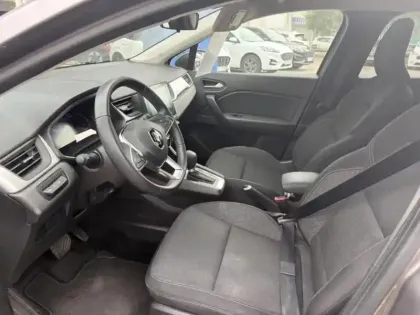 Photo 11 Renault Captur  1.6 E-Tech full hybrid 145ch Evolution