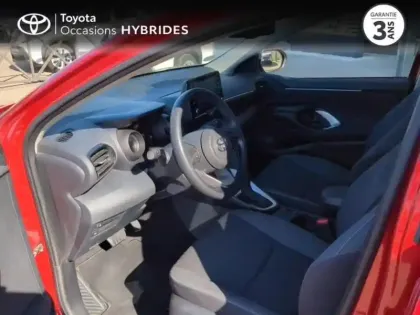 Photo 10 Toyota Yaris  116h Design 5p MY22
