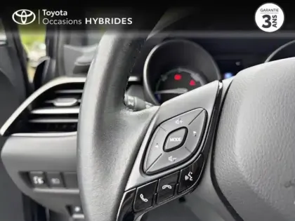 Photo 13 Toyota C-HR  1.8 Hybride 122ch Design Ultimate E-CVT