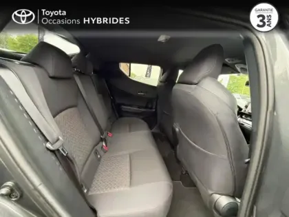 Photo 11 Toyota C-HR  1.8 Hybride 122ch Design Ultimate E-CVT