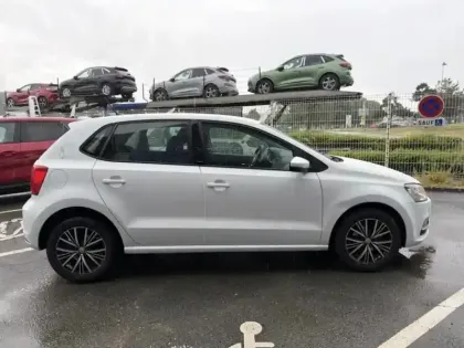 Photo 7 Volkswagen Polo  1.2 TSI 90ch BlueMotion Technology Allstar 5p