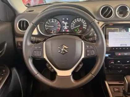 Photo 11 Suzuki Vitara  1.4 Boosterjet Hybrid 110ch Style Auto MY25