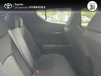 Photo 6 Toyota C-HR  1.8 Hybride 122ch Dynamic Ultimate E-CVT