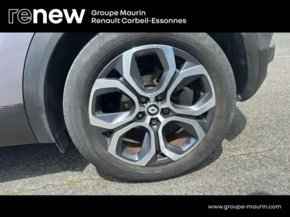 Photo 9 Renault Captur  1.6 E-Tech hybride 145ch Intens -21